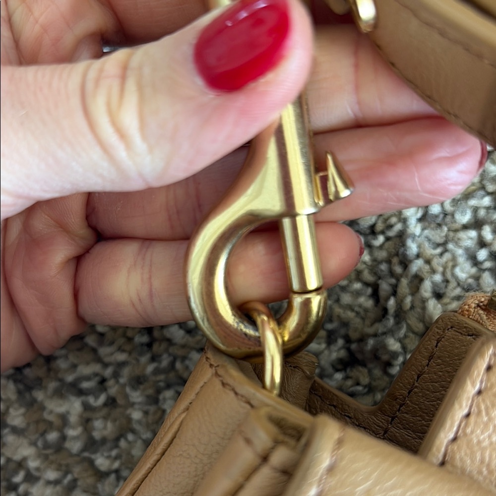 AUTHENTIC See by Chloe Tan Leather Crossbody Bag - Picture 6 of 6